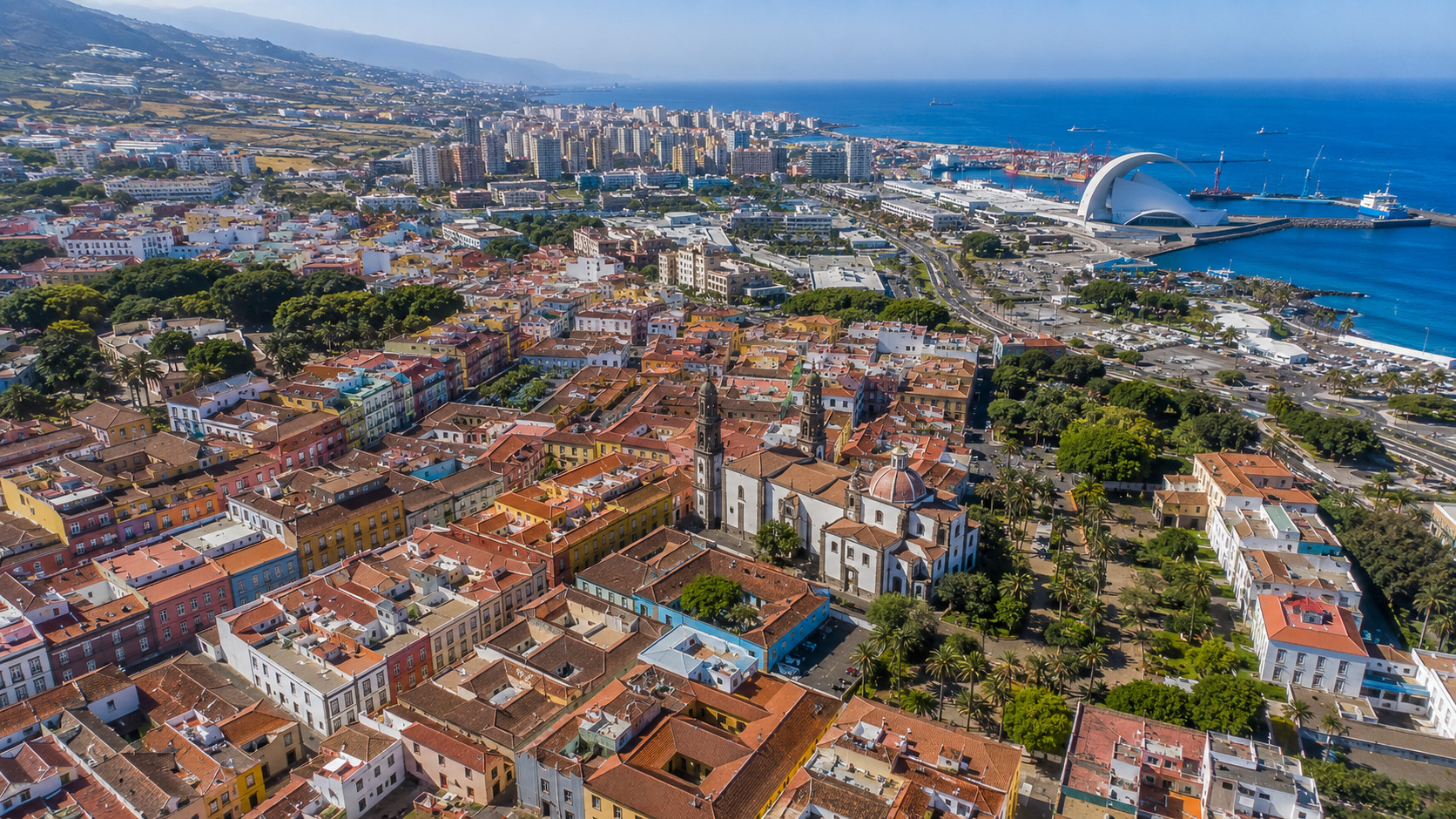 La Lagunas UNESCO-listade gamla stad har öns bästa restaurangscen efter Santa Cruz.